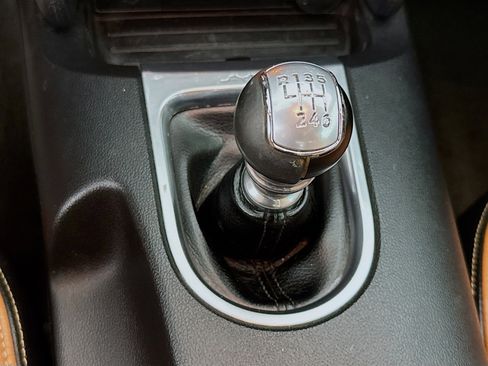 Used 2018 Ford Mustang Coupe image 19