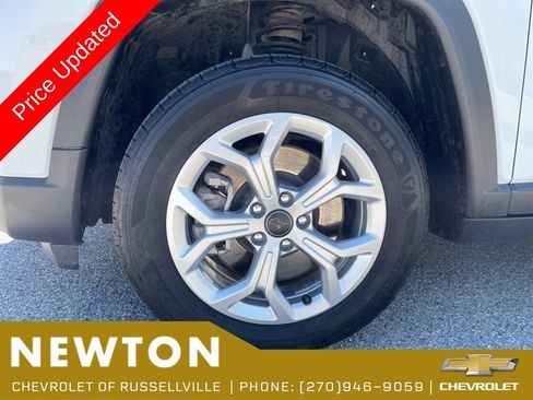 Used 2025 Jeep Compass Latitude AWD/4WD image 53