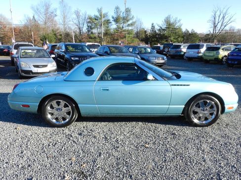 Used 2002 Ford Thunderbird Deluxe image 6