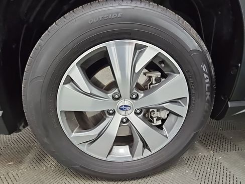 Used 2024 Subaru Ascent Premium w/ Convenience Package image 44