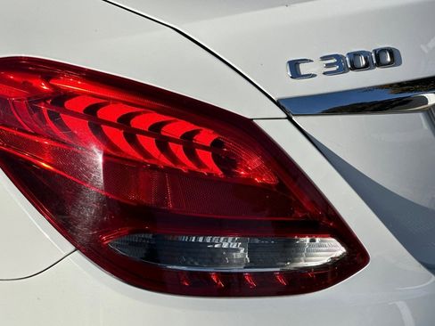 Used 2018 Mercedes-Benz C 300 Sedan image 12