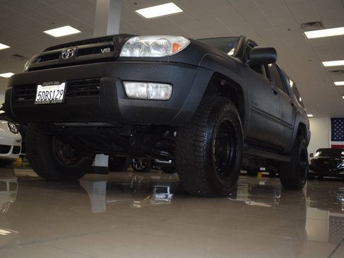 Used 2003 Toyota 4Runner SR5 AWD/4WD image 4