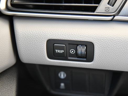 Used 2020 Honda Accord LX image 30