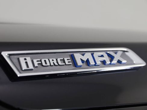 Used 2024 Toyota Sequoia Limited image 55