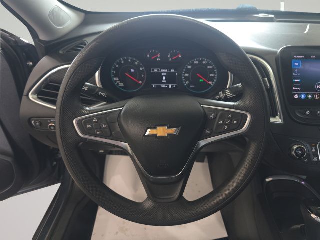 Used 2019 Chevrolet Malibu LT w/ Driver Confidence Package FWD image 14