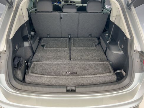 Used 2022 Volkswagen Tiguan S image 25