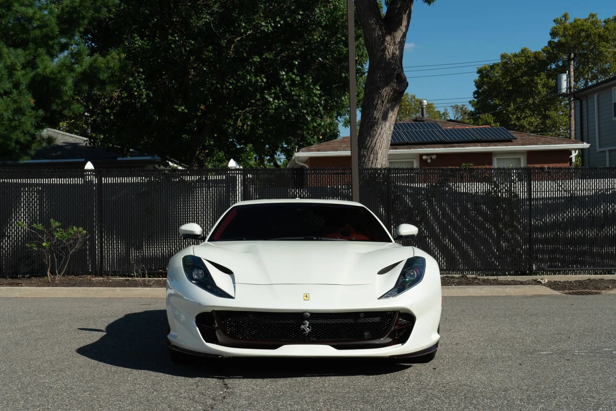 Used 2020 Ferrari 812 Superfast RWD image 3