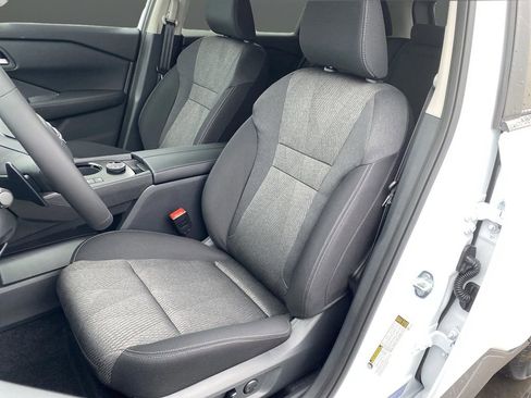 New 2026 Nissan Rogue SV w/ Cold Weather Package image 4