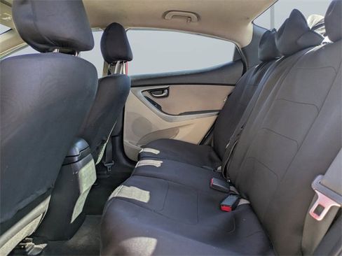 Used 2016 Hyundai Elantra SE w/ Option Group 02 image 12