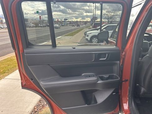 Used 2024 Hyundai Santa Fe Calligraphy image 22