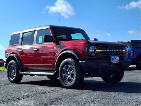 New 2025 Ford Bronco Big Bend image 3