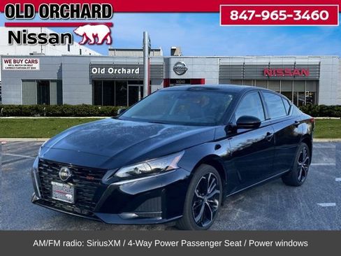 Used 2024 Nissan Altima 2.5 SR w/ SR Premium Package image 1