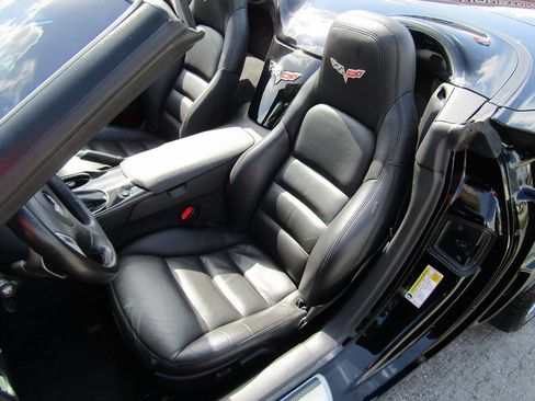 Used 2011 Chevrolet Corvette Grand Sport w/ Preferred Equipment Group RWD image 9
