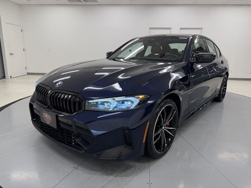 Used 2023 BMW 330i xDrive 330i xDrive w/ M Sport Package image 3