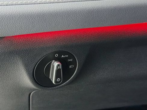 New 2025 Volkswagen Jetta SEL FWD image 10