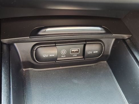 Used 2020 Kia Optima LX image 29