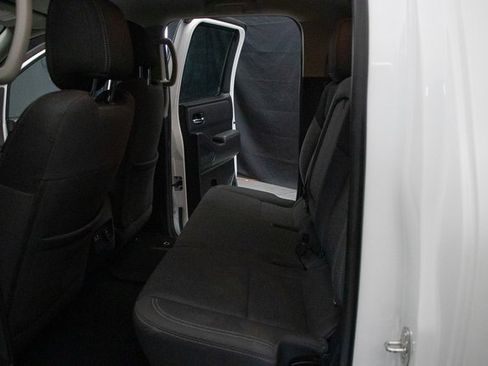 Used 2022 Nissan Frontier SV image 20