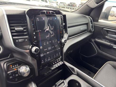 Used 2023 RAM 1500 Laramie AWD/4WD image 23