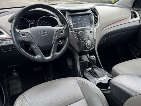 Used 2019 Hyundai Santa Fe XL FWD image 8