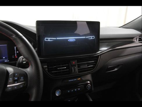 Certified 2023 Ford Escape ST-Line w/ Tech Pack #1 AWD/4WD image 9