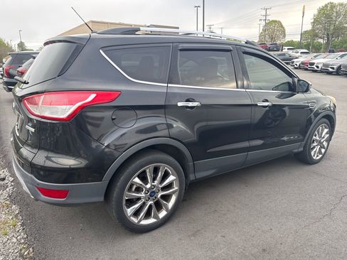 Used 2015 Ford Escape SE w/ SE Chrome Package image 6