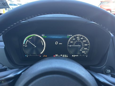 Used 2025 Subaru Forester Limited w/ Popular Package image 29