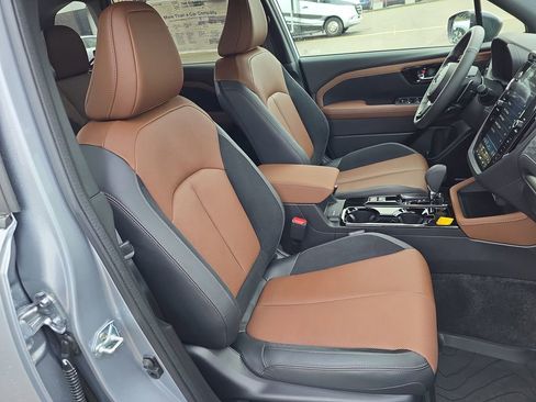 New 2026 Subaru Forester Touring image 13