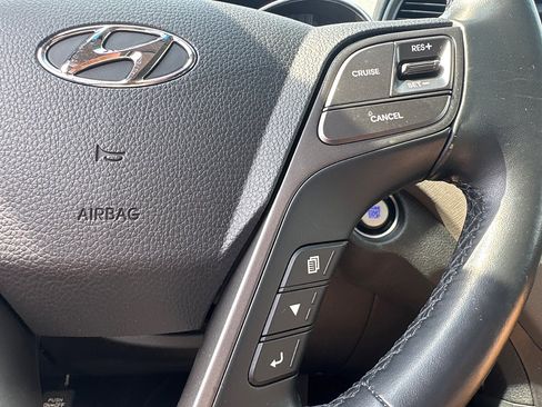 Used 2018 Hyundai Santa Fe Sport FWD image 20