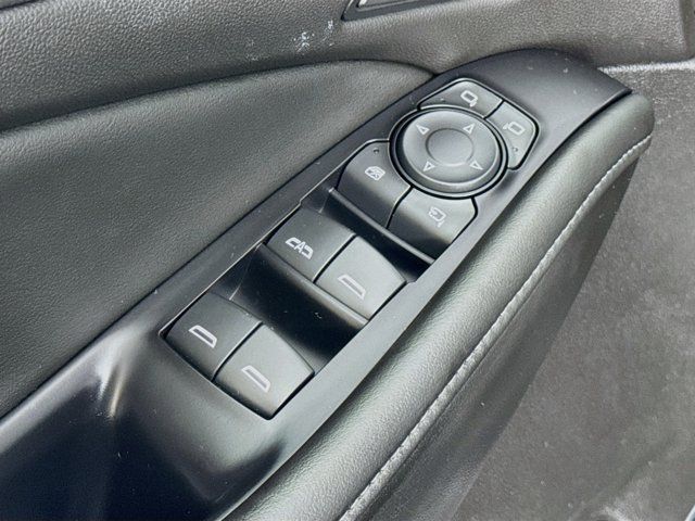 Used 2021 Buick Enclave Avenir w/ Avenir Technology Package AWD/4WD image 31