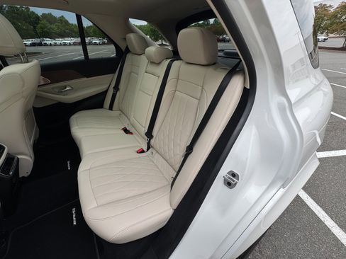 Used 2023 Mercedes-Benz GLE 53 AMG 4MATIC image 44