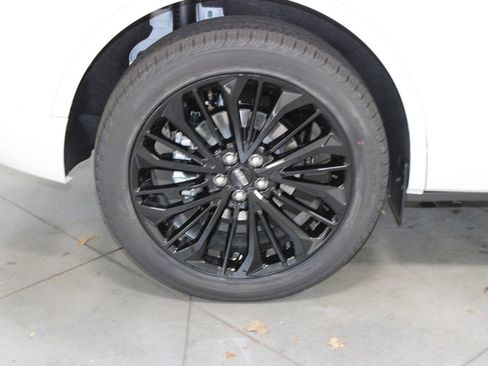 New 2026 Lincoln Corsair Reserve image 13