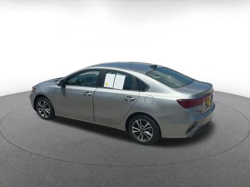 Used 2024 Kia Forte LXS FWD image 10