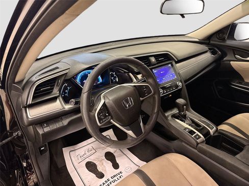 Used 2016 Honda Civic EX image 9