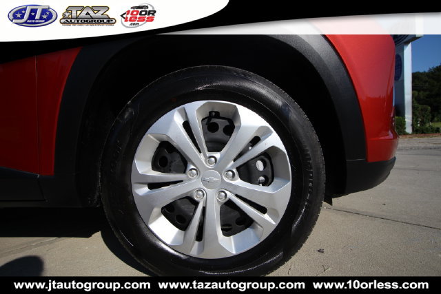 Used 2024 Chevrolet Trax LS FWD image 9