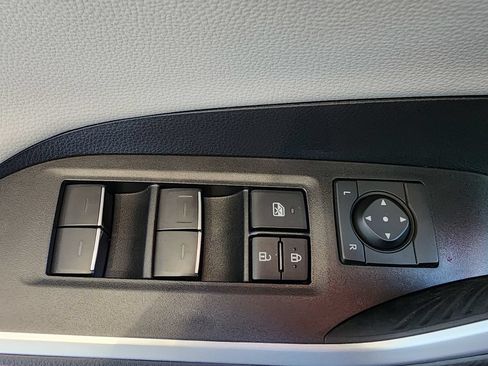 Used 2025 Toyota RAV4 Limited w/ Advanced Technology Package AWD/4WD image 15