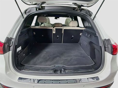 Used 2023 Mercedes-Benz GLC 300 4MATIC image 27