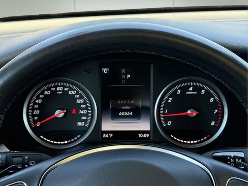 Used 2016 Mercedes-Benz GLC 300 image 10