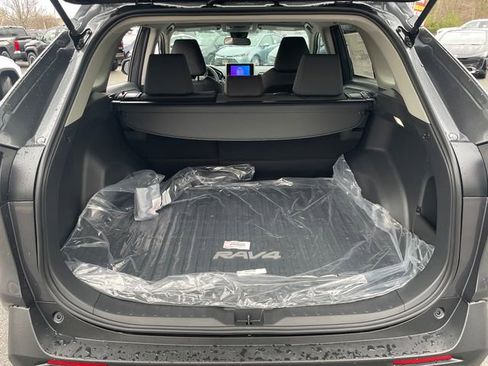 New 2025 Toyota RAV4 XLE image 15