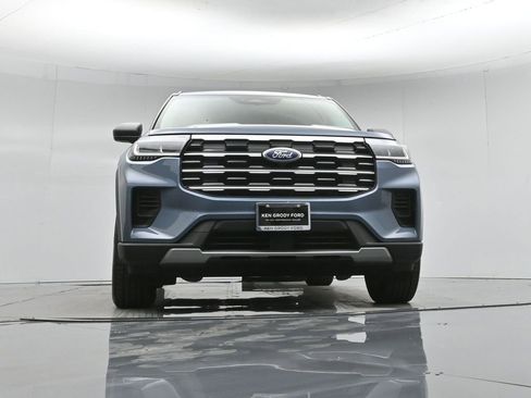 Used 2025 Ford Explorer Active image 48