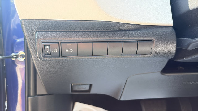 Used 2022 Toyota Corolla SE FWD image 21