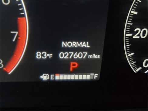 Used 2023 Honda Pilot Touring image 28