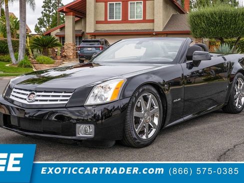 Used 2006 Cadillac XLR image 1