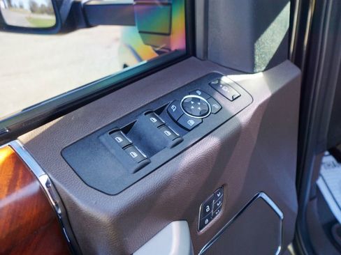 Used 2020 Ford F250 King Ranch w/ King Ranch Ultimate Package image 21