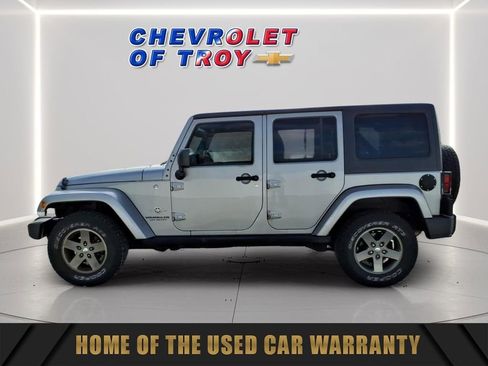 Used 2015 Jeep Wrangler Unlimited Sport AWD/4WD image 5