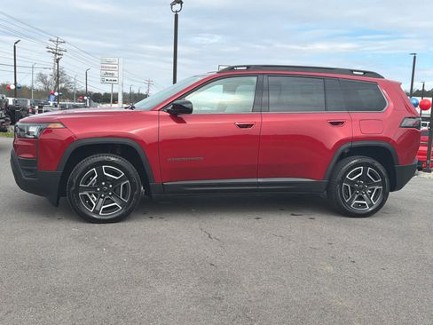 New 2026 Jeep Cherokee Laredo image 6