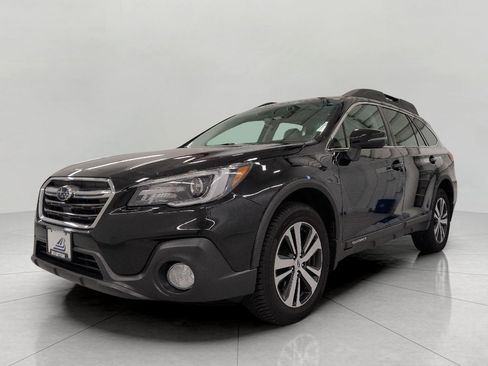 Used 2018 Subaru Outback 2.5i Limited AWD/4WD image 12