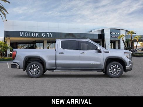 Certified 2023 GMC Sierra 1500 SLT w/ SLT Premium Package RWD image 7