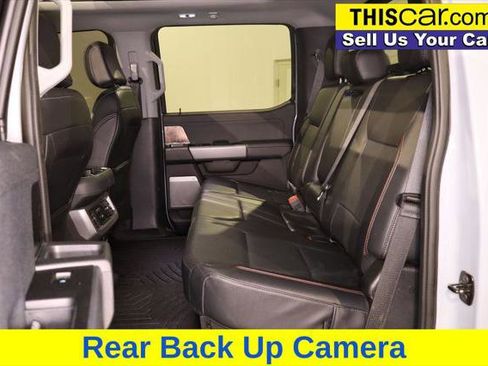 Used 2024 Ford F250 Lariat w/ Black Appearance Package image 31