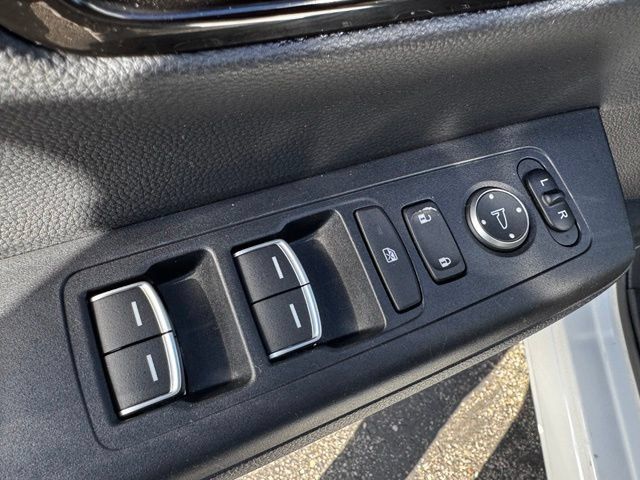 Used 2023 Honda CR-V Sport Touring image 18