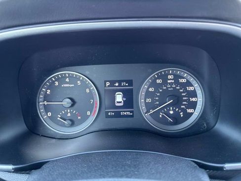 Used 2021 Hyundai Tucson SE image 25